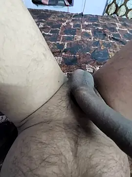 studboy1111 online show from March 4, 2026, 4:29 am