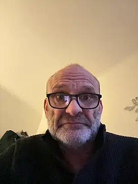 Shyboy817 online show from January 9, 2026, 4:32 pm