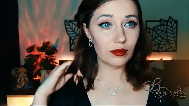 Snapshot of MissBeverlyMills chatting on February 1, 2025, 7:34 pm MissBeverlyMills online show from February 1, 2025, 7:34 pm