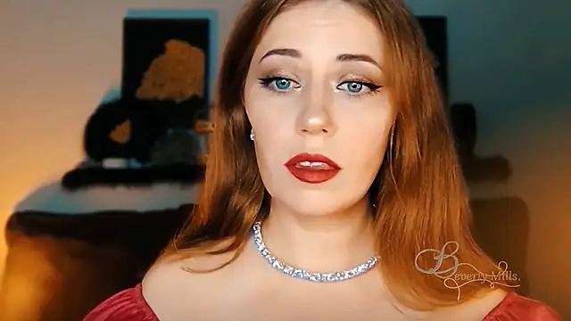 Snapshot of MissBeverlyMills chatting on September 30, 2025, 10:48 pm MissBeverlyMills online show from September 30, 2025, 10:48 pm