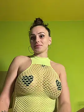 dolcevita002 online show from March 19, 2026, 7:12 am