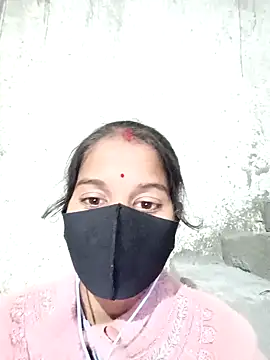 Snapshot of Anushka_Ji chatting on January 5, 2025, 7:49 pm Anushka Ji online show from January 5, 2025, 7:49 pm