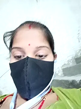 Snapshot of Anushka_Ji chatting on January 25, 2025, 5:08 pm Anushka Ji online show from January 25, 2025, 5:08 pm