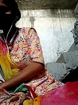 Snapshot of Anushka_Ji chatting on February 20, 2025, 3:23 am Anushka Ji online show from February 20, 2025, 3:23 am