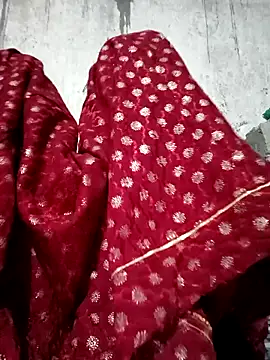 Snapshot of Anushka_Ji chatting on March 7, 2025, 4:44 pm Anushka Ji online show from March 7, 2025, 4:44 pm