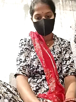 Snapshot of Anushka_Ji chatting on October 24, 2025, 4:03 pm Anushka Ji online show from October 24, 2025, 4:03 pm