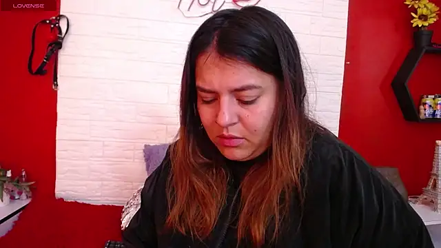  poison sweet online show from December 17, 2025, 5:19 pm