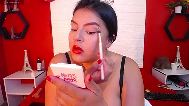 Snapshot of _poison_sweet chatting on February 11, 2026, 6:13 pm poison sweet online show from February 11, 2026, 6:13 pm