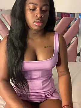 Tamara Lubezkii online show from January 12, 2025, 5:01 pm