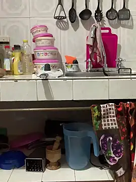 Tamara Lubezkii online show from January 25, 2025, 9:04 pm