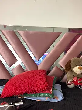 Tamara Lubezkii online show from January 26, 2025, 12:05 am