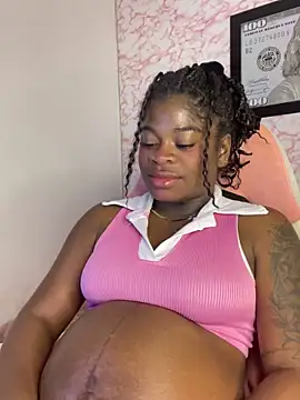 Tamara Lubezkii online show from September 18, 2025, 9:50 pm