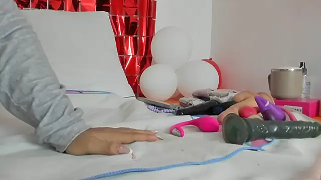 Elianissquirt online show from September 30, 2025, 12:54 pm