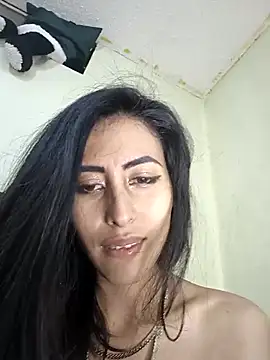 Snapshot of Anahi_cake chatting on February 20, 2025, 4:57 pm Anahi cake online show from February 20, 2025, 4:57 pm