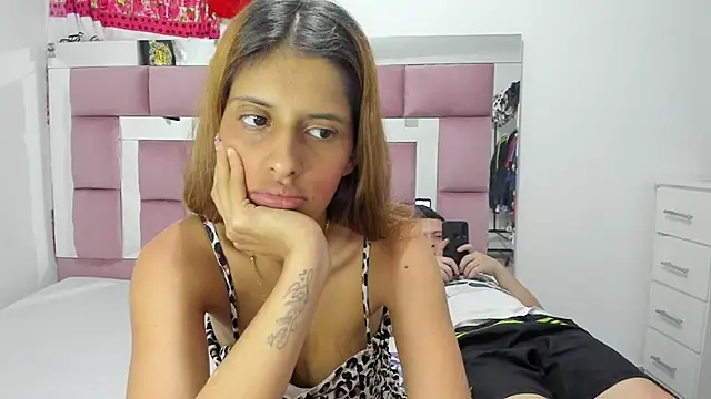 bigcock iris08 online show from December 20, 2024, 10:43 pm