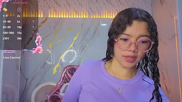 victoria castillo b online show from March 21, 2026, 12:32 pm