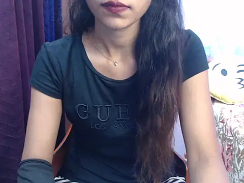 Snapshot of Angel_kiyara chatting on October 31, 2025, 6:53 pm Angel kiyara online show from October 31, 2025, 6:53 pm