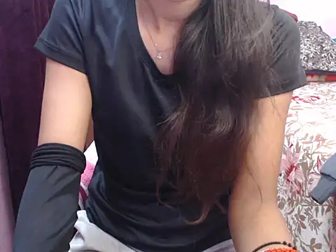 Snapshot of Angel_kiyara chatting on December 19, 2025, 7:21 pm Angel kiyara online show from December 19, 2025, 7:21 pm