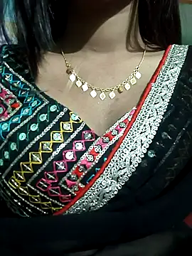 Snapshot of Sarita_7 chatting on February 2, 2025, 7:14 pm Sarita 7 online show from February 2, 2025, 7:14 pm