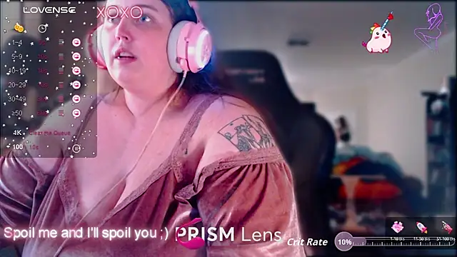 Snapshot of Thickchan chatting on October 13, 2025, 3:17 am Thickchan online show from October 13, 2025, 3:17 am