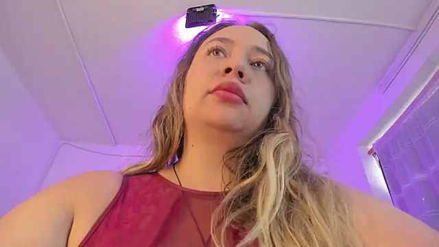 Eliissh  online show from October 22, 2025, 1:11 pm