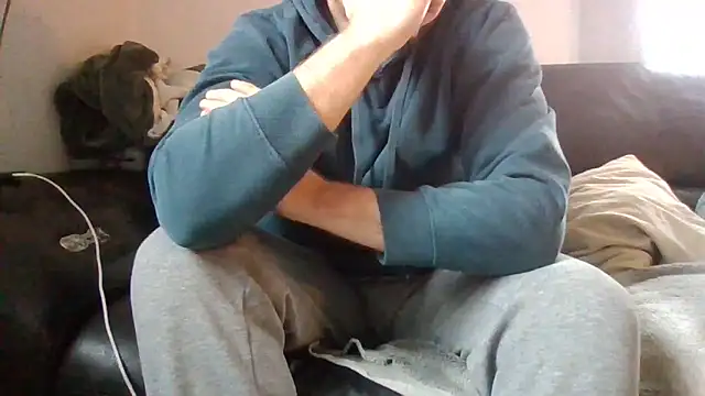 Snapshot of Au_plaisir_des_femmes chatting on February 5, 2026, 9:03 am Au plaisir des femmes online show from February 5, 2026, 9:03 am