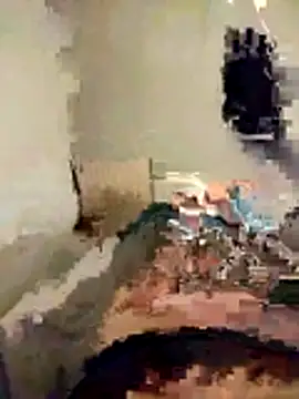 Snapshot of Au_plaisir_des_femmes chatting on February 22, 2026, 2:45 am Au plaisir des femmes online show from February 22, 2026, 2:45 am