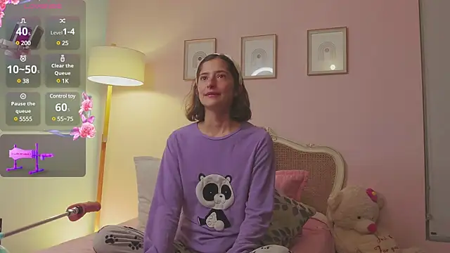 KittyAna online show from February 25, 2025, 2:14 am