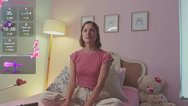 KittyAna online show from February 26, 2025, 7:49 pm