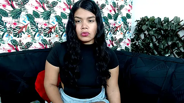 Snapshot of Wendy_Hot_ chatting on February 15, 2025, 3:09 am Wendy Hot online show from February 15, 2025, 3:09 am