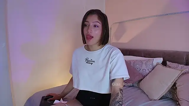 Giaa Ross online show from February 22, 2025, 2:52 pm