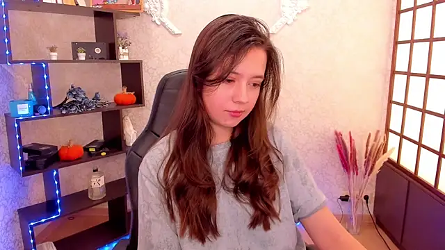 Snapshot of Lina_Brownie chatting on December 5, 2024, 5:15 am Lina Brownie online show from December 5, 2024, 5:15 am