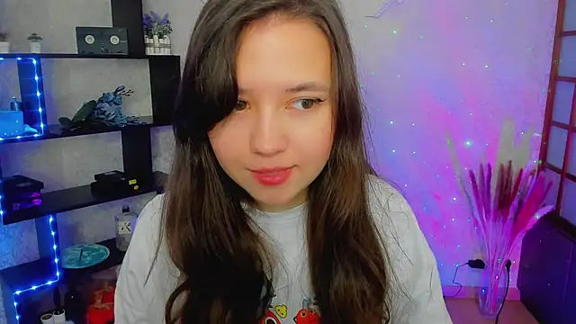 Snapshot of Lina_Brownie chatting on December 28, 2024, 2:22 am Lina Brownie online show from December 28, 2024, 2:22 am