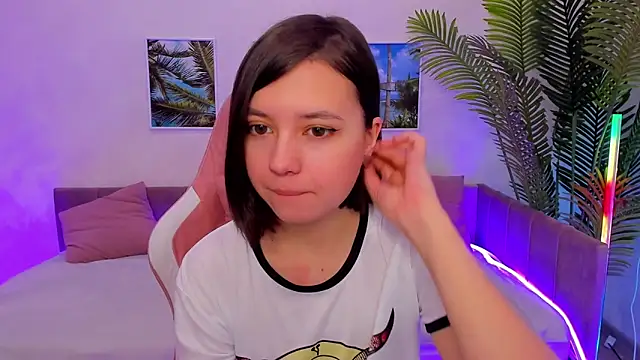 Snapshot of Lina_Brownie chatting on February 9, 2025, 1:55 am Lina Brownie online show from February 9, 2025, 1:55 am