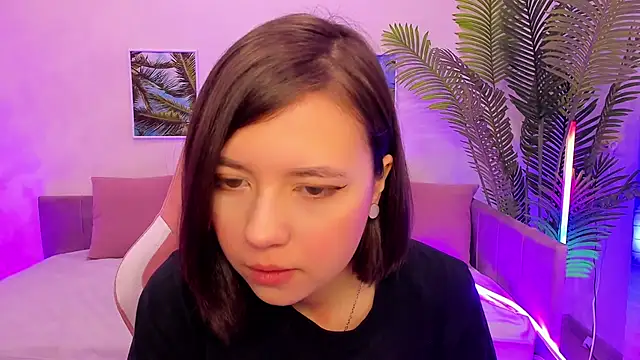 Snapshot of Lina_Brownie chatting on February 16, 2025, 1:58 am Lina Brownie online show from February 16, 2025, 1:58 am