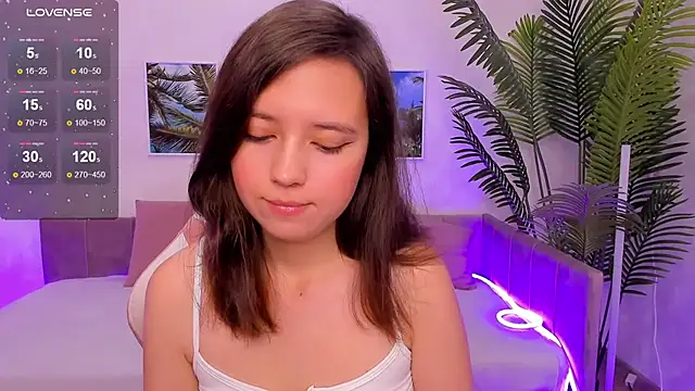 Snapshot of Lina_Brownie chatting on October 8, 2025, 2:31 am Lina Brownie online show from October 8, 2025, 2:31 am