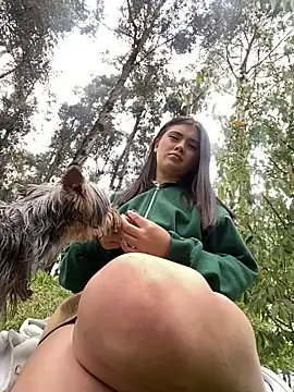 little-natt online show from February 2, 2025, 9:13 pm