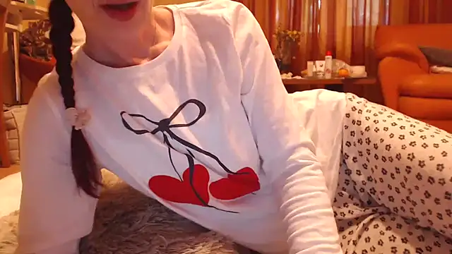 Snapshot of LovelyAndraGirl chatting on June 12, 2026, 7:07 am LovelyAndraGirl online show from June 12, 2026, 7:07 am