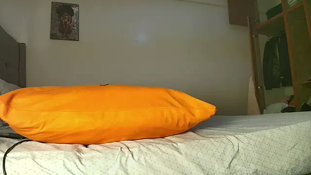 t-NaughtyLicia online show from September 23, 2025, 6:16 am