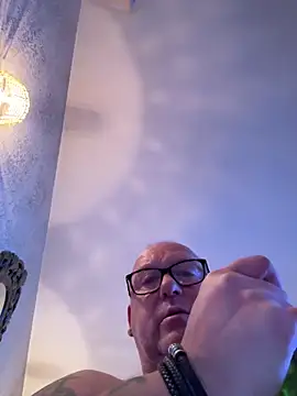 xxMichelBixx online show from November 28, 2025, 1:08 am