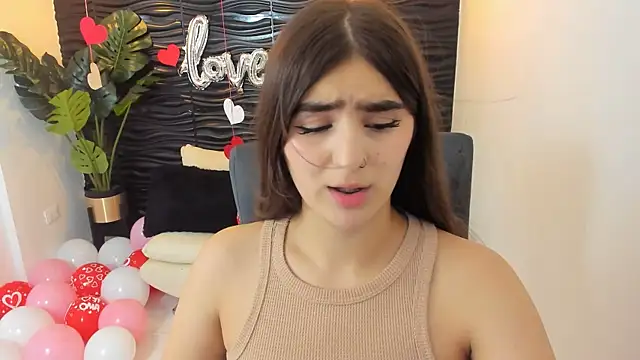 sofia 44 online show from February 13, 2025, 8:45 pm