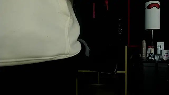 CharlotteScotte online show from November 20, 2025, 1:33 pm