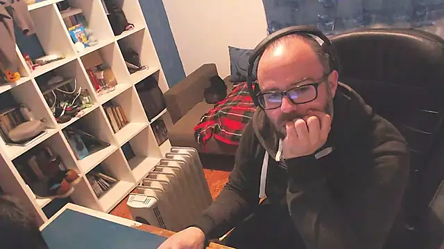 ravingr4d4 online show from March 15, 2025, 10:22 pm