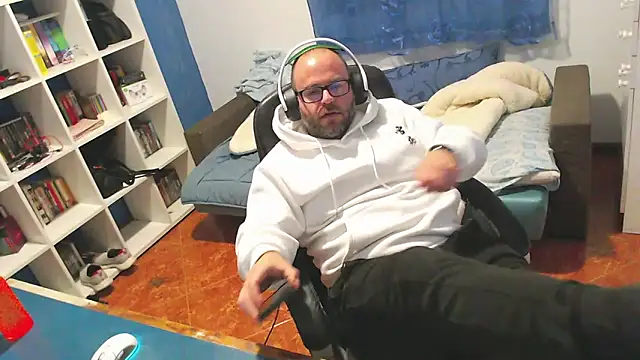 ravingr4d4 online show from January 7, 2026, 11:40 pm