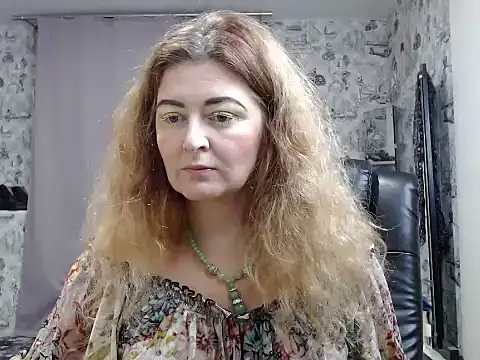 Helen1974 online show from December 4, 2024, 8:51 pm