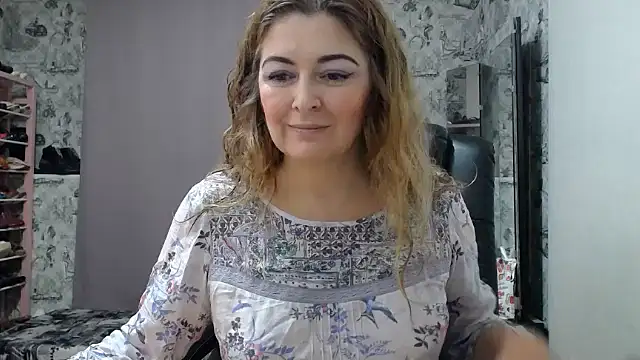 Helen1974 online show from January 30, 2025, 5:17 pm