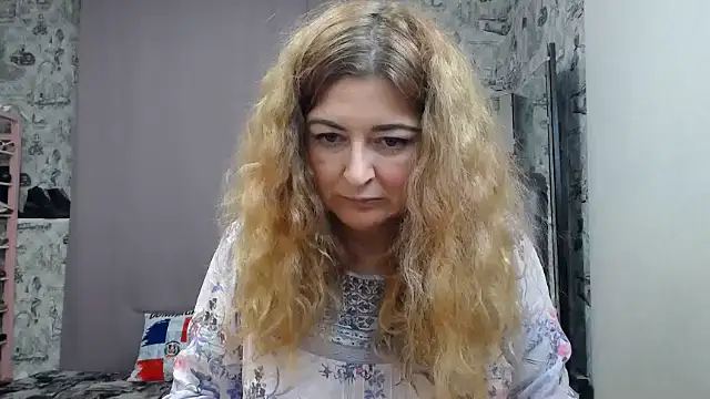 Helen1974 online show from January 30, 2025, 8:21 pm