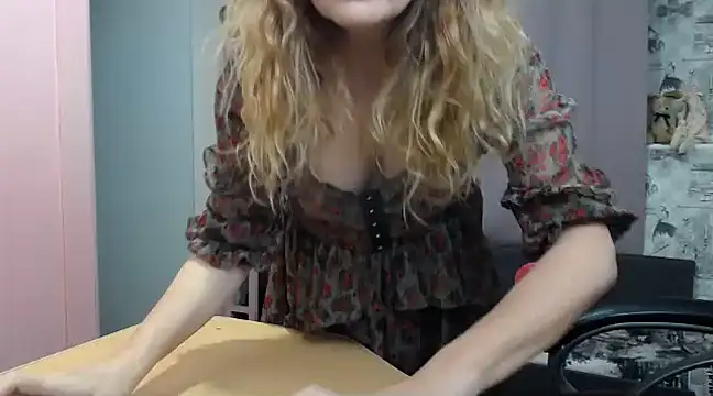 Helen1974 online show from February 9, 2025, 10:54 pm