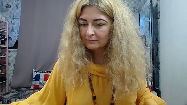 Helen1974 online show from October 7, 2025, 6:10 am