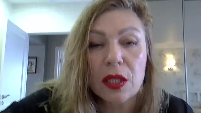 Alexandra-Rosee online show from October 27, 2025, 5:44 am